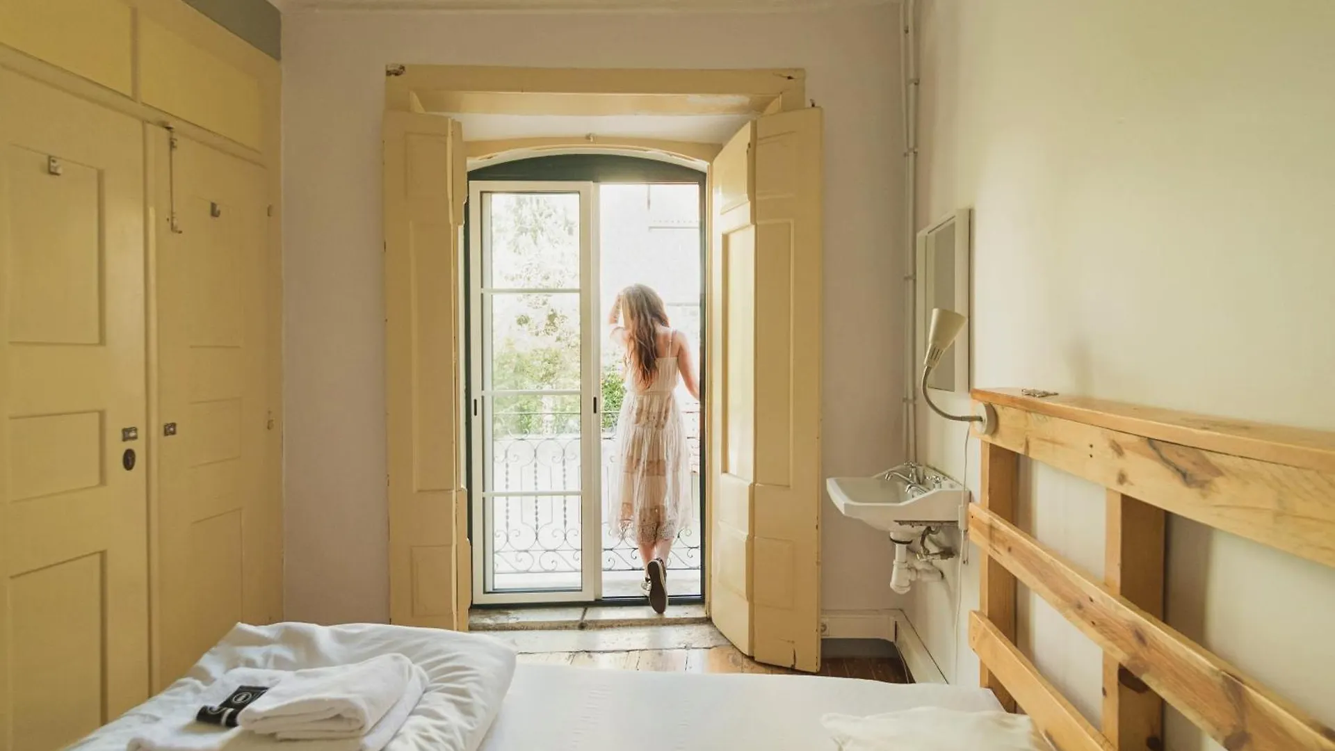 Wot New Lisbon Hostel