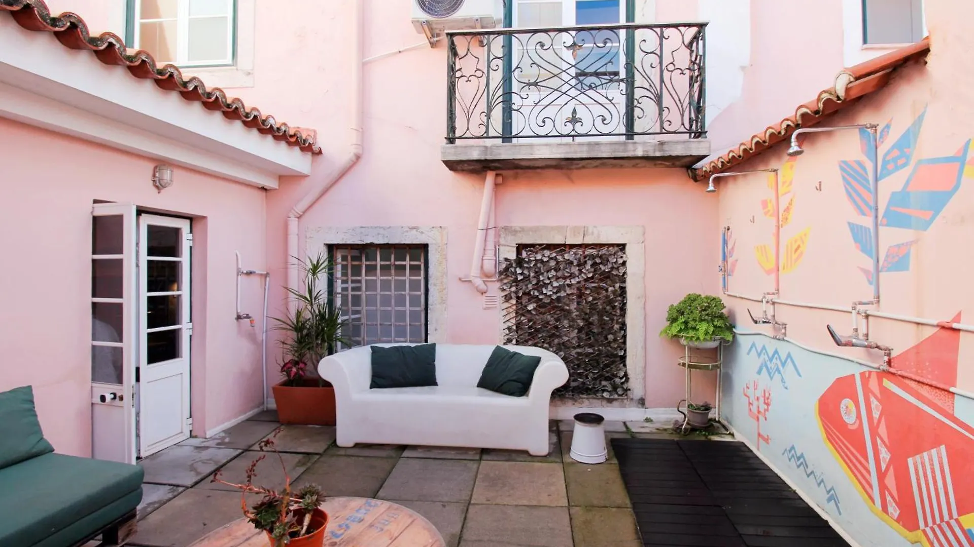 Wot New Lisbon Hostel 0*,  Πορτογαλία