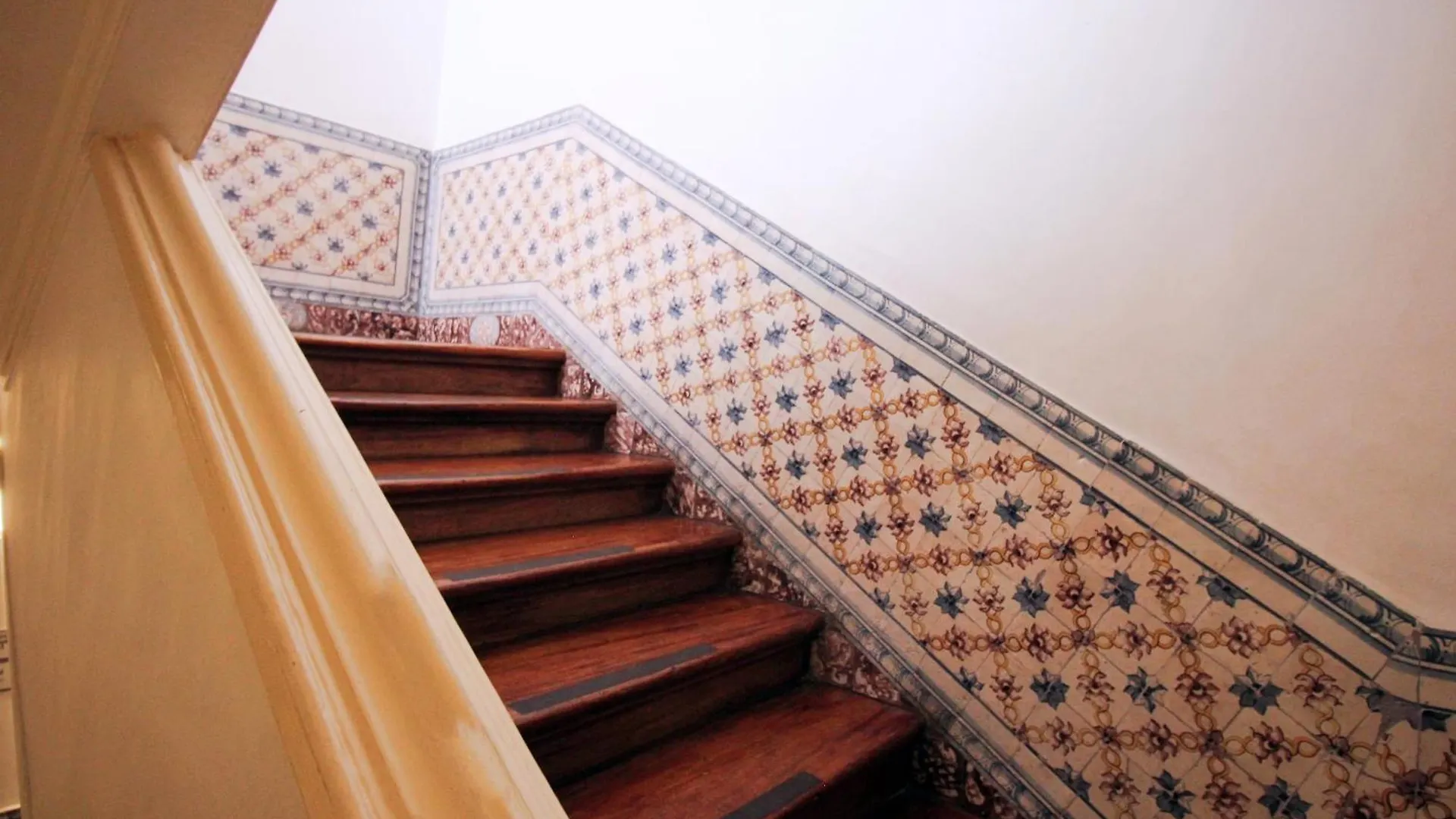 Wot New Lisbon Hostel