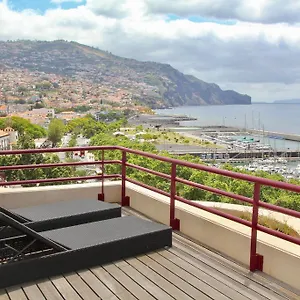 Front Line Of Funchal Marina - 180º Bay View Apartment Funchal (Madeira)